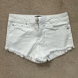 Size 4 White Denim Short Shorts